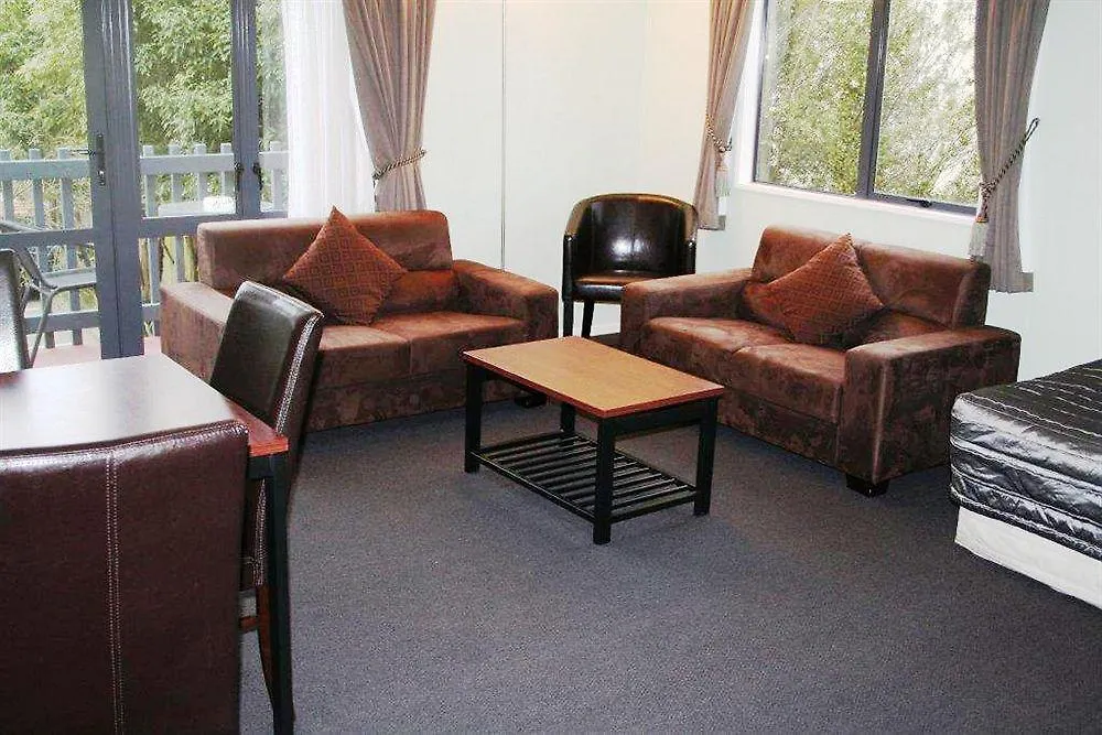 מוטל כרייסטצ'רץ' Sherborne Motor Lodge